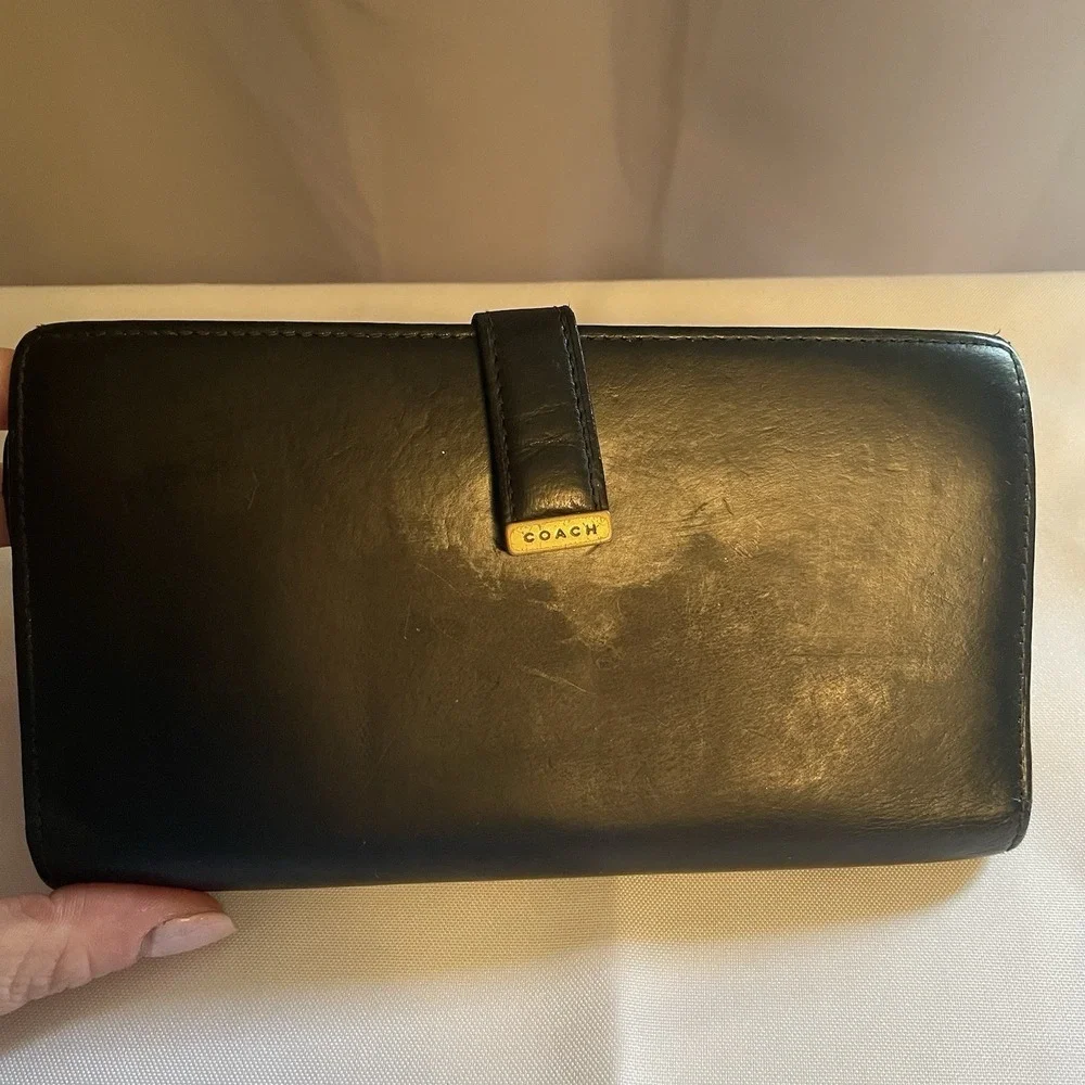 COACH Vintage Black Leather Long Wallet Organizer Checkbook ID Card Holder